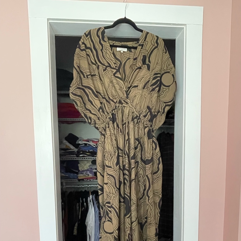 Elegant Patterned Maxi Dress